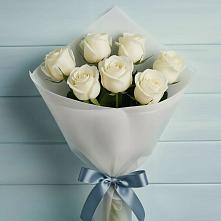 Букет 7 Белых роз Эдлесс Лав в Троицкое
