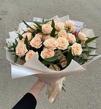 Букет Кремовые розы Латте в Троицкое
