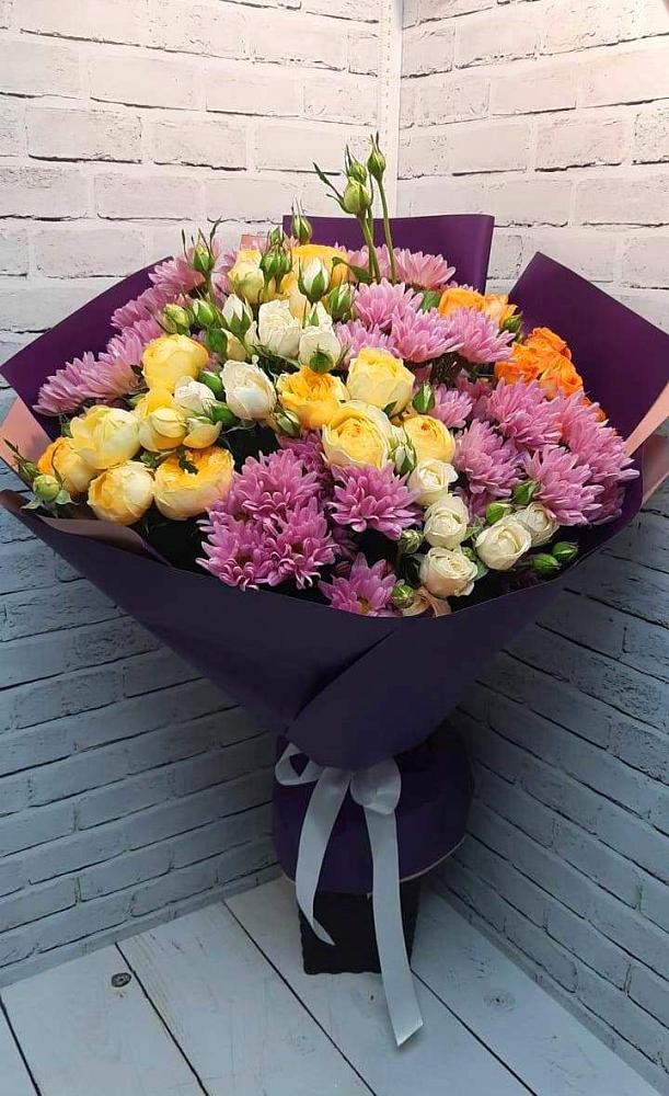 Букет цветов из: Хризантемы и Розы в Троицкое