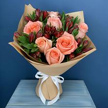 Букет цветов из:  Розы и Альстромерии в Троицкое